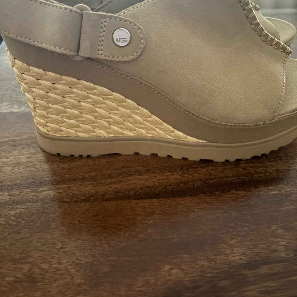 UGG Women's Beige Wedge Sandals